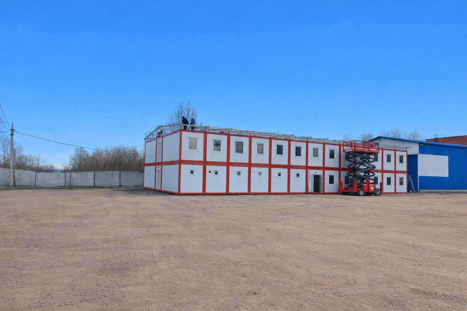 Модульное общежитие б/у на 100 мест - фото