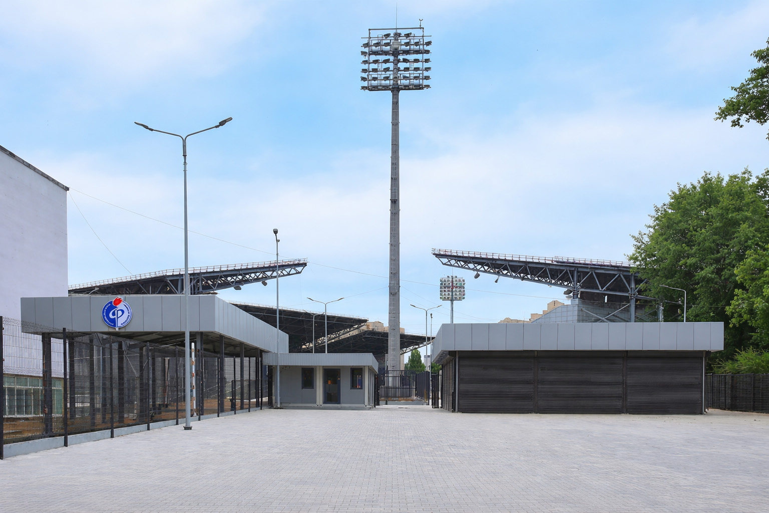 Модульные здания для инфраструктуры стадиона - фото