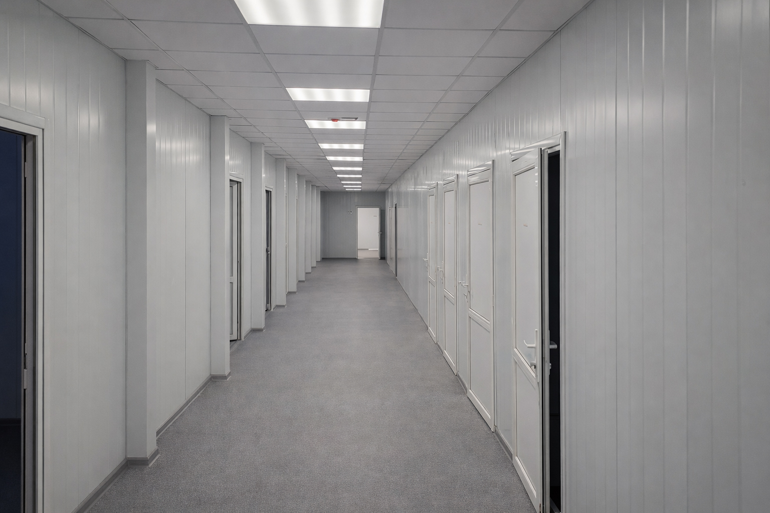 Одноэтажная поликлиника на базе модульных конструкций - фото