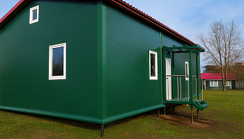 Модульный домик для охотников - фото