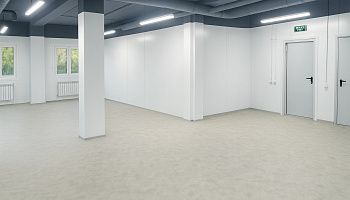 Двухэтажное здание раздевалки - фото