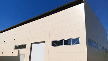 Поставка панелей для строительства производственно-складского комплекса - фото