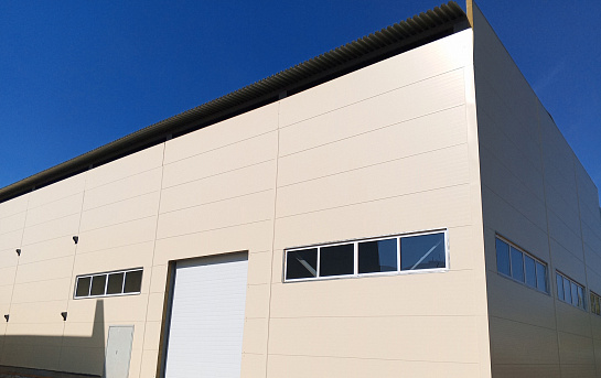 Поставка панелей для строительства производственно-складского комплекса