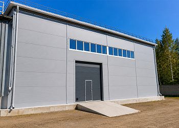 10 преимуществ сэндвич-панелей DoorHan: технологии, качество и надежность